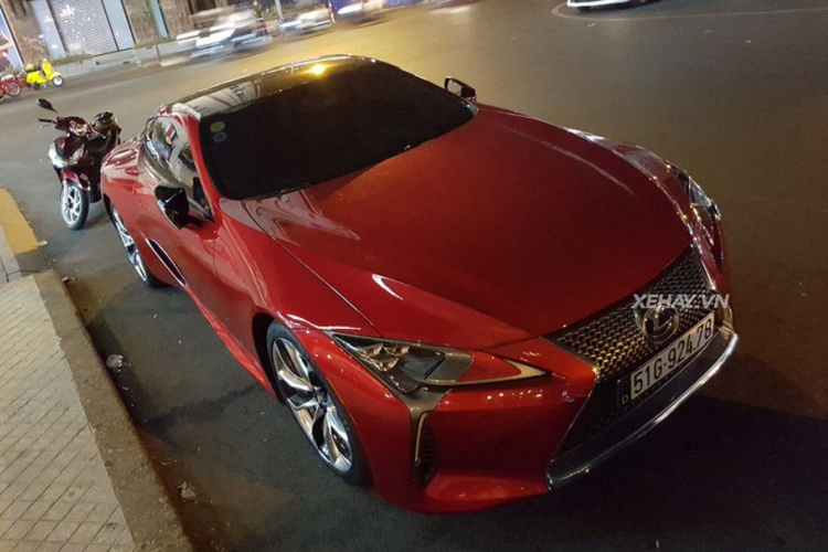 Sung so ve dep Lexus LC 500 - “cua hiem” tai Viet Nam