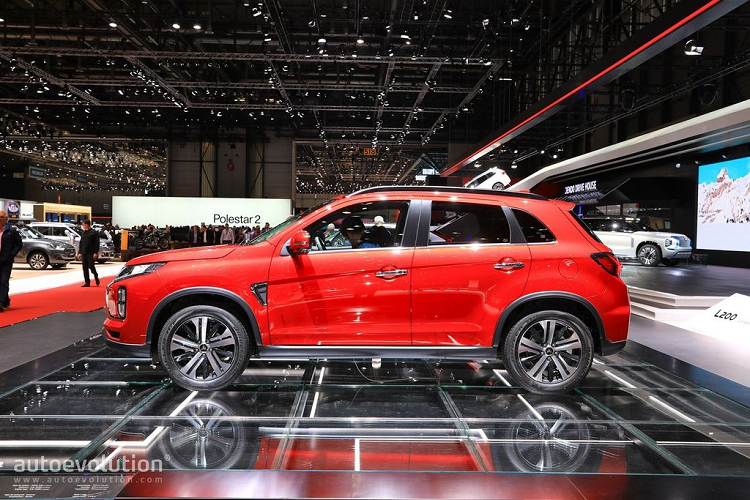 Xe gia re Mitsubishi Eclipse Cross 2020 lieu co an toan?-Hinh-7