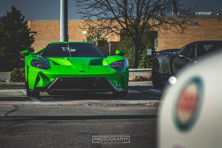 Sieu xe Ford GT noi bat voi mau son Lamborghini Huracan-Hinh-8