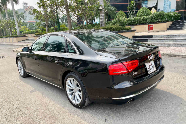 Xe sang Audi A8L doi 2011 chi hon 1,3 ty o Sai Gon-Hinh-2