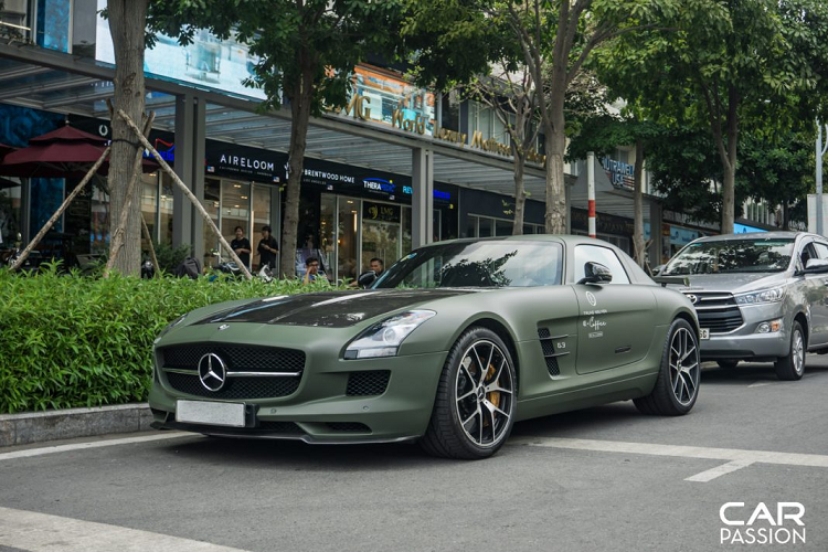 Sieu xe Mercedes-Benz SLS 