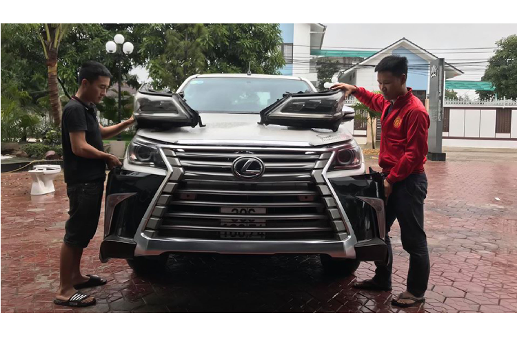 Xem tho Viet do ban tai Toyota Hilux phong cach Lexus LX570-Hinh-4