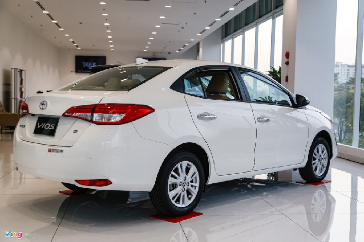 Toyota Vios 2020 - thiet ke cu, them tinh nang, giu gia ban-Hinh-12