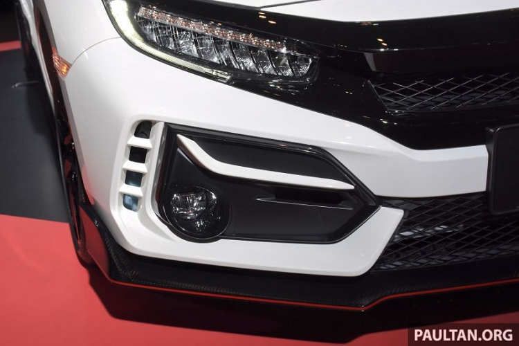 Honda Civic Type R 2020 phien ban nang cap bat ngo trinh lang-Hinh-3