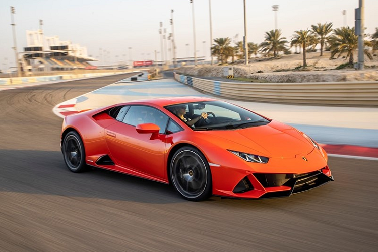 Lamborghini ban ra hon 8.000 sieu xe trong nam 2019-Hinh-4
