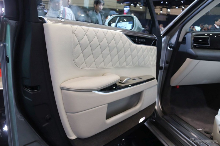 Xe sang Toyota Century - “Rolls-Royce Nhat Ban” gan 6 ty dong-Hinh-7