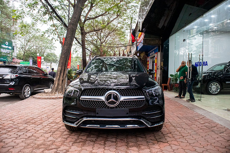 Chi tiet Mercedes-Benz GLE300 Diesel 2020 hon 6 ty tai Ha Noi-Hinh-2