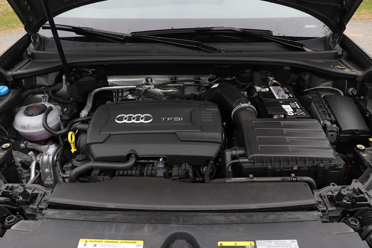 Danh gia Audi Q3 2020 tu 803 trieu dong tai My-Hinh-9