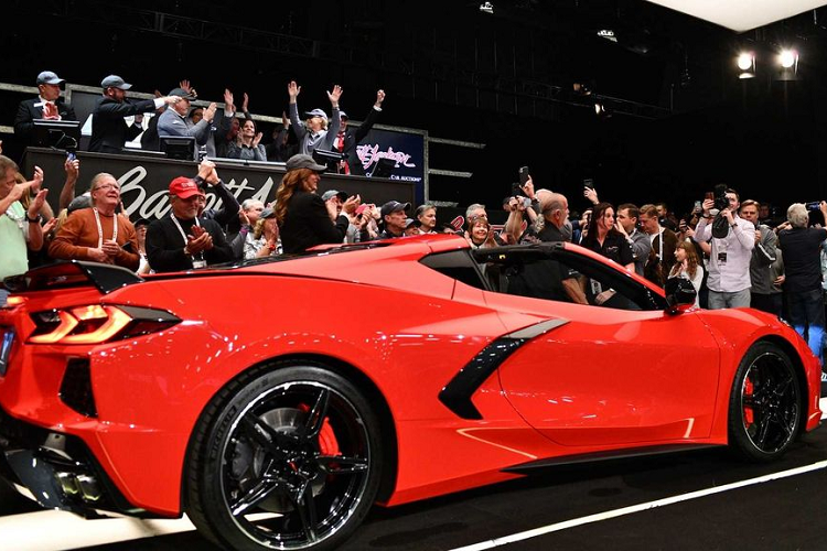 Chevrolet Corvette Stingray 2020 dau tien ban 69,2 ty dong-Hinh-7