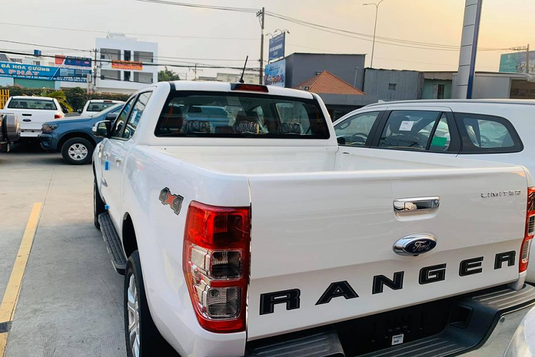 Ban tai Ford Ranger 2020 ve Viet Nam, khoang 800 trieu dong-Hinh-4