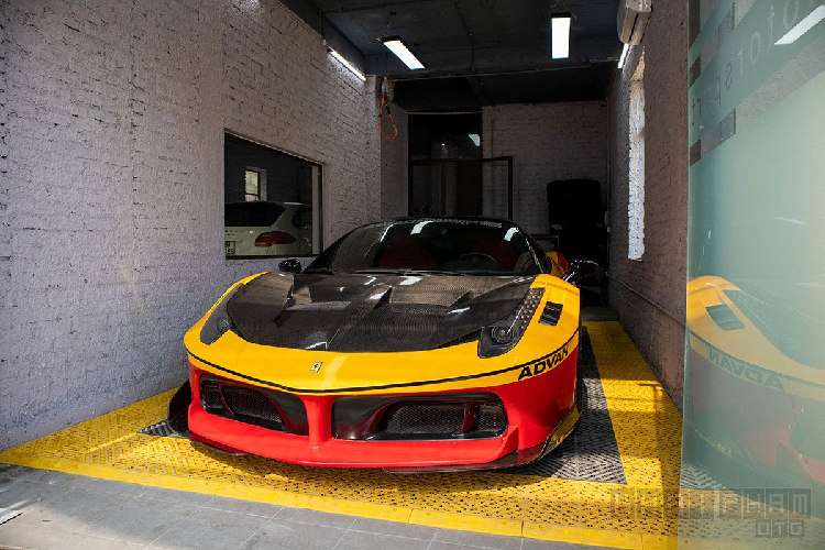 Day co phai sieu xe Ferrari LaFerrari 212 ty tai Viet Nam?