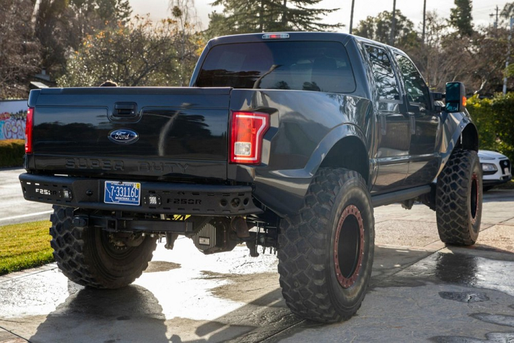 Khung long Ford F-150 Raptor chi la “cun con” cua MegaRexx F250R-Hinh-3