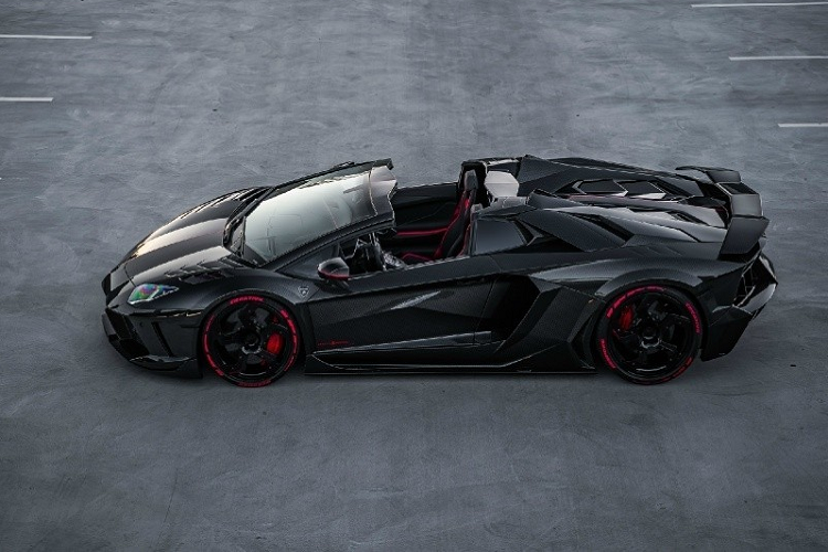 Lamborghini Aventador phong cach may bay tang hinh tu Mansory
