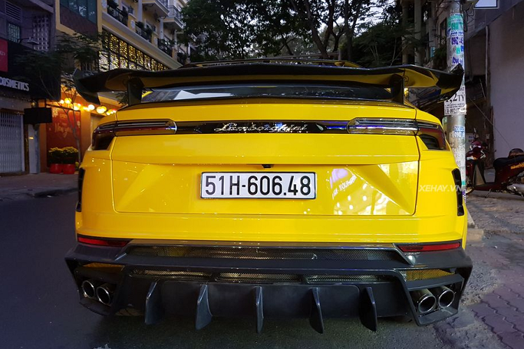 Lamborghini Urus do doc nhat Viet Nam lan banh o Sai Gon-Hinh-7