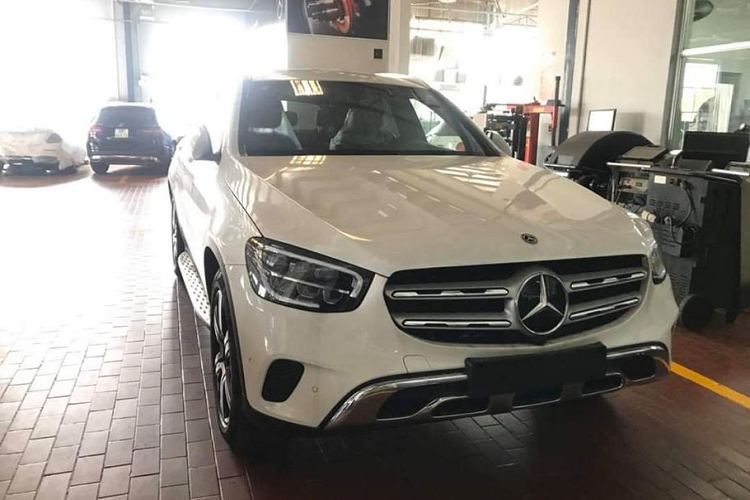 Mercedes-Benz GLC 200 2020 tu 1,8 ty dong tai Viet Nam?