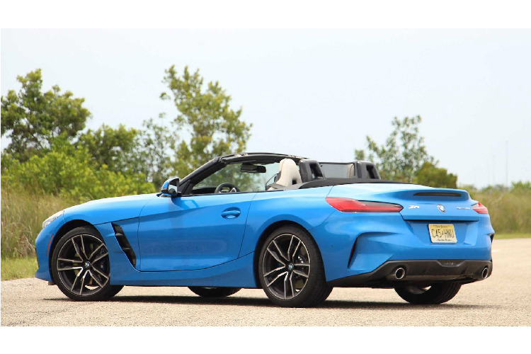 BMW Z4 ban sDrive30i M-Sport khong duoi 3 ty tai Viet Nam-Hinh-3