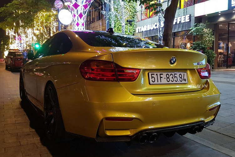 BMW M4 Coupe tien ty 