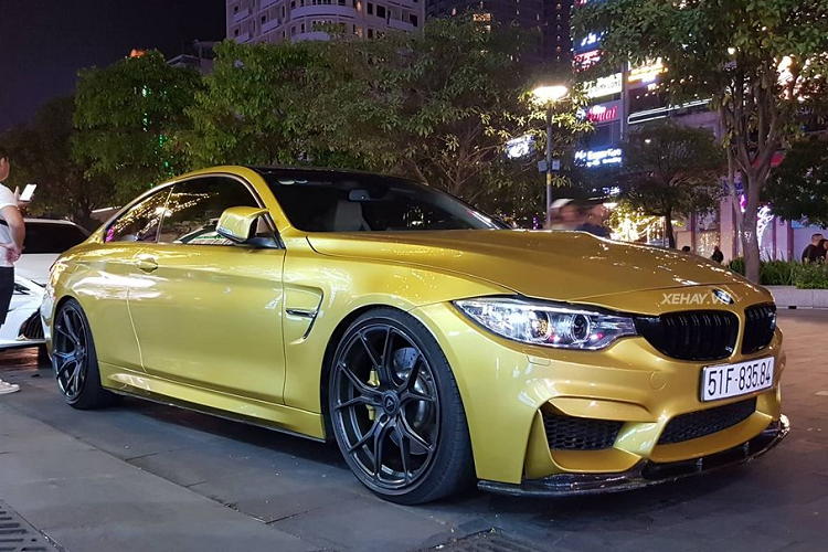 BMW M4 Coupe tien ty 