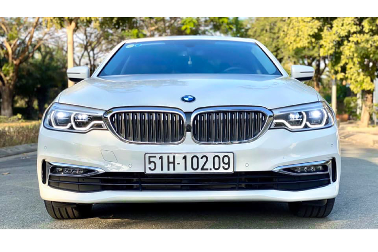 BMW 530i chinh hang 