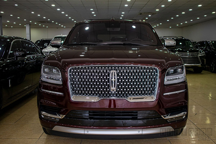 Lincoln Navigator Black Label 2020 hon 8 ty dong ve Viet Nam