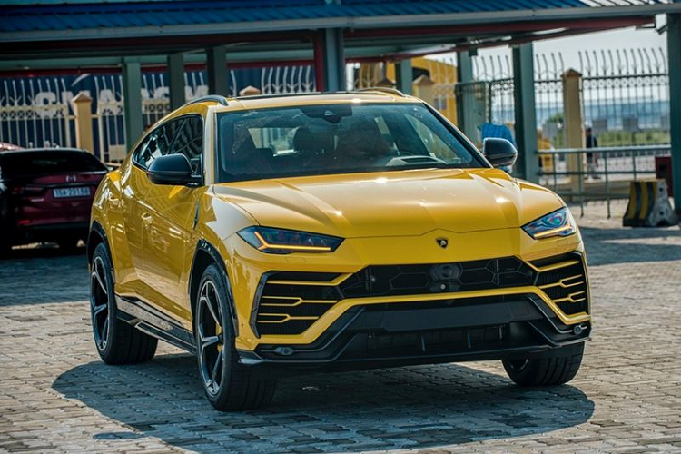 Sieu SUV Lamborghini Urus hon 20 ty chinh hang tai xuat o Sai Gon-Hinh-2