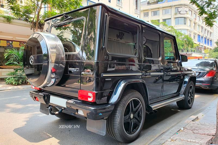 Hang doc Mercedes-AMG G65 hon 16 ty “khoe dang