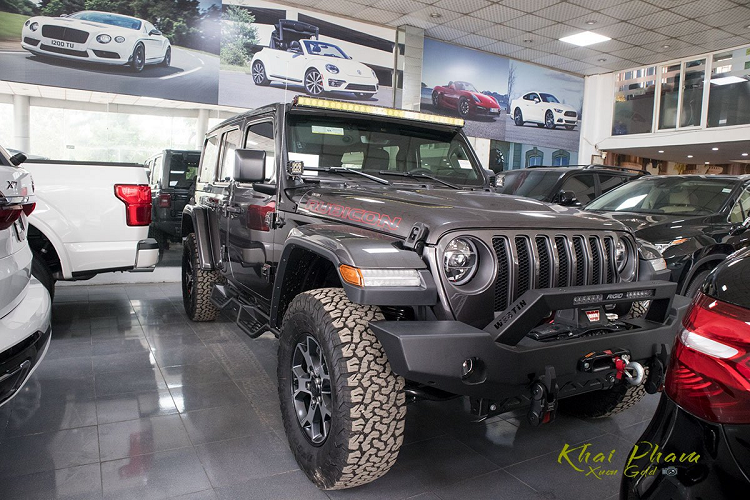 Chi tiet Jeep Wrangler Rubicon 2020 hon 4 ty tai Viet Nam-Hinh-2