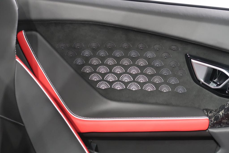Sieu xe Lamborghini Huracan EVO Spyder “Kabuki”-Hinh-7
