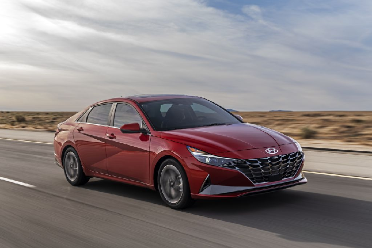 “Soi” chi tiet nhung cong nghe moi tren Hyundai Elantra 2021