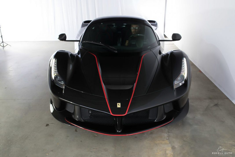 Ferrari LaFerrari Aperta duoc chao ban toi 4,6 trieu USD