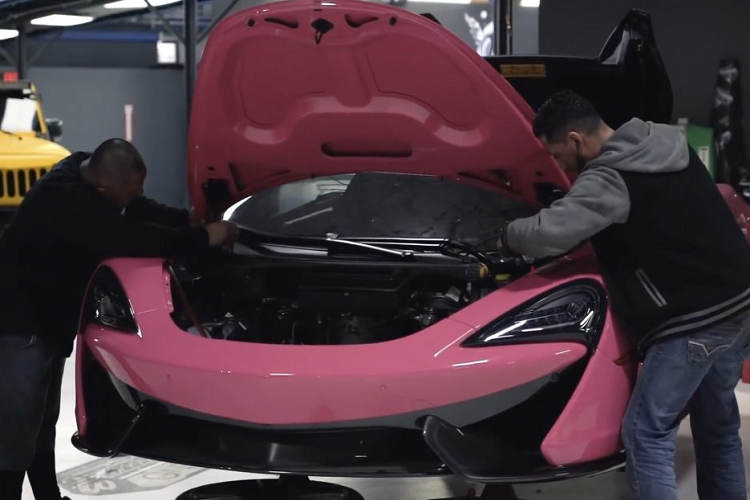 Sieu xe McLaren 570S Spider “toan mau hong” cua Jeffree Star-Hinh-5