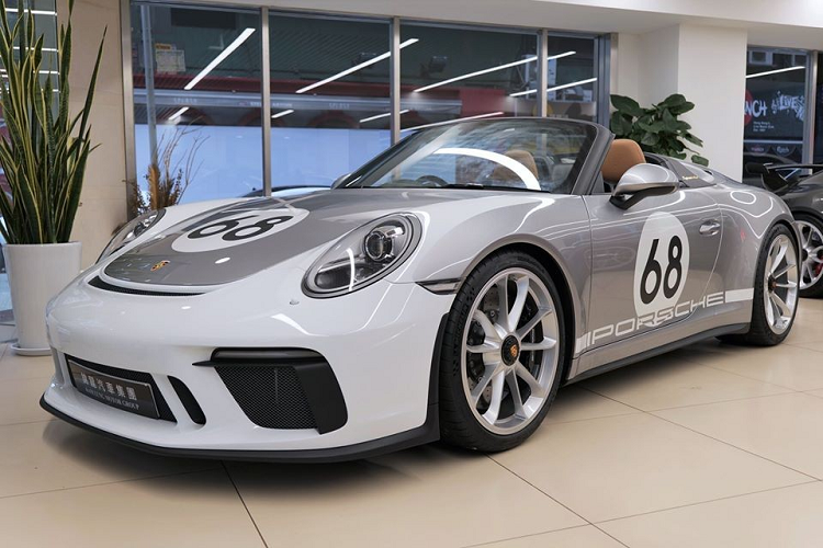 Sieu xe Porsche 911 Speedster cap ben Hong Kong, tu 15,6 ty dong-Hinh-2