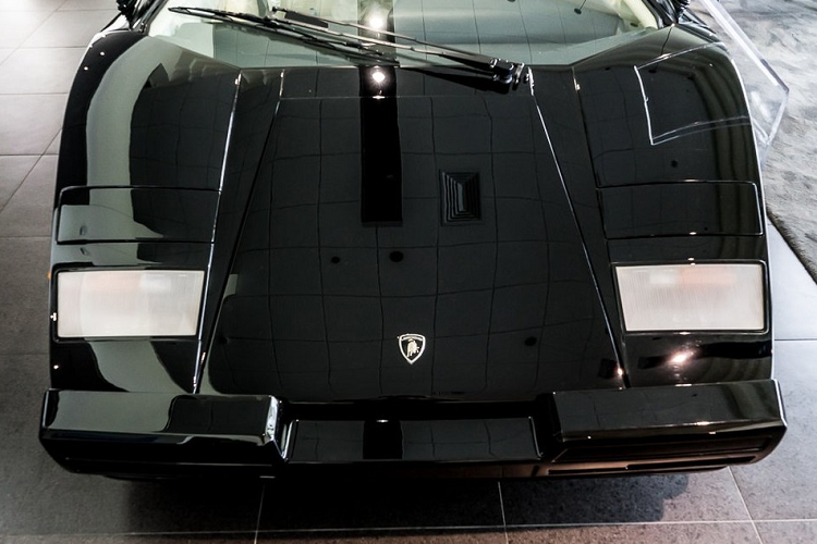 Sieu xe Lamborghini Countach hon 30 tuoi 