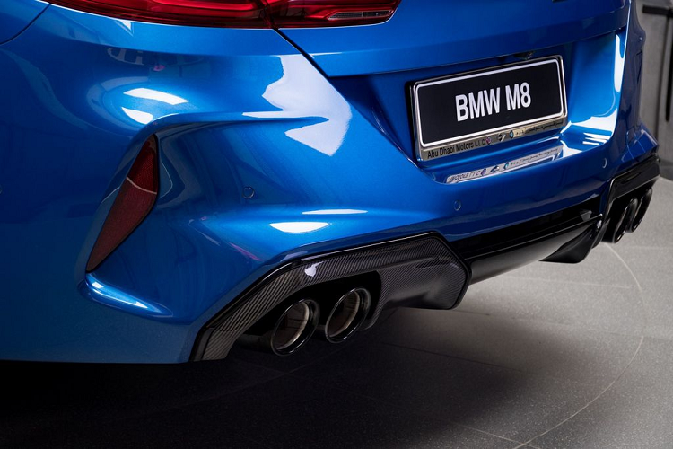 Ngam xe nha giau BMW M8 Competition Gran Coupe mau doc-Hinh-8