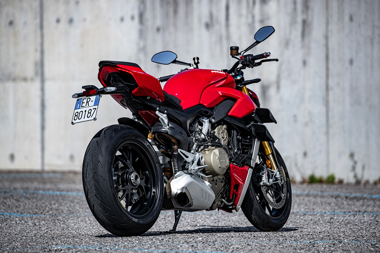 Ducati Streetfighter V4 tu 468 trieu dong tai My, sap ve Viet Nam-Hinh-7