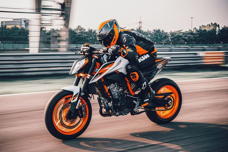 KTM Duke 890 R 2020 ra mat, khoang 500 trieu tai Viet Nam?