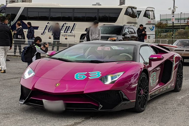 Sieu xe Lamborghini Aventador SV Roadster cuoi cung duoc san xuat