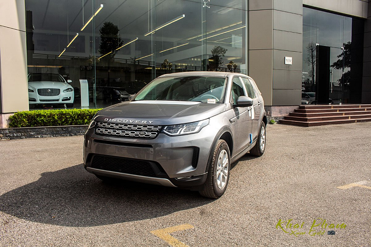 Can canh Land Rover Discovery Sport S tu 2,8 ty tai Viet Nam-Hinh-2
