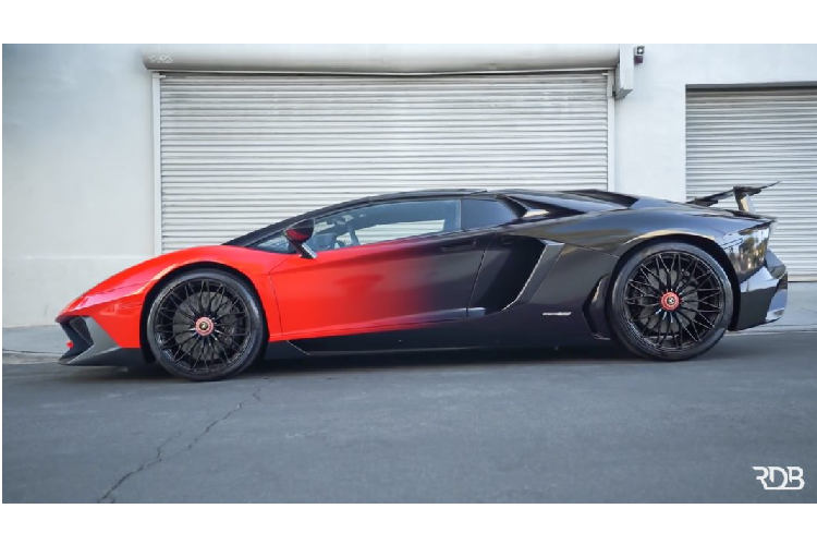 Chris Brown lai thay ao cho Lamborghini Aventador SV Roadster-Hinh-4