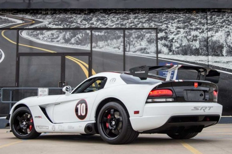 Mot trong 50 chiec Dodge Viper ACR-X 