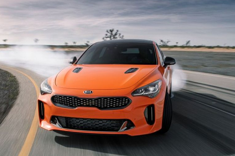 Kia Stinger 2021 nang cap dong co, co thoat kiep “xe co”?-Hinh-7