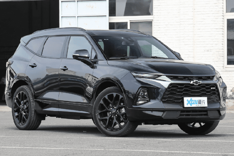 Chevrolet Blazer 2020 tu 863 trieu dong, 