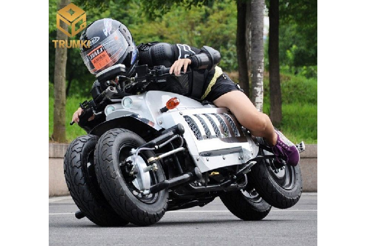 Sieu moto Dodge Tomahawk 13 ty, chi 23 trieu dong o Trung Quoc?-Hinh-2