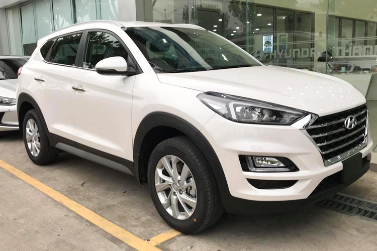 Hyundai Tucson moi tu 769 trieu tai Viet Nam, re hon Mazda CX-5