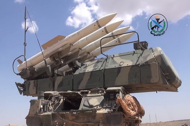 Phong khong Pantsir-S1 vo dung, Syria buoc phai trong cay vao Buk-M2E-Hinh-9