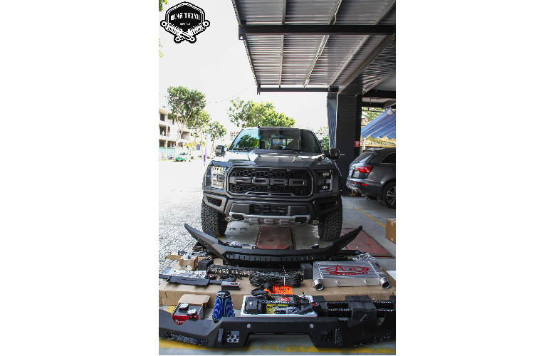 Dai gia Da thanh chi hang tram trieu do Ford F-150 Raptor-Hinh-3