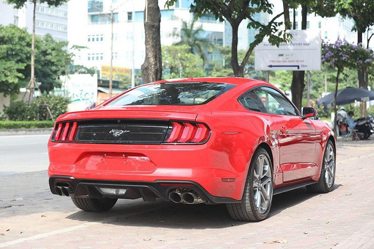 Can canh Ford Mustang 55th Edition hon 3 ty dong tai Ha Noi-Hinh-2