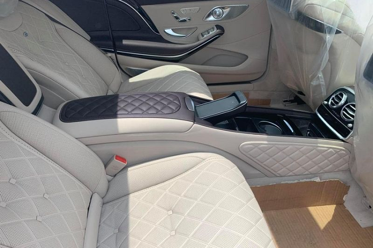 “Tham bay di dong” Mercedes-Maybach S 560 cap ben Viet Nam-Hinh-5