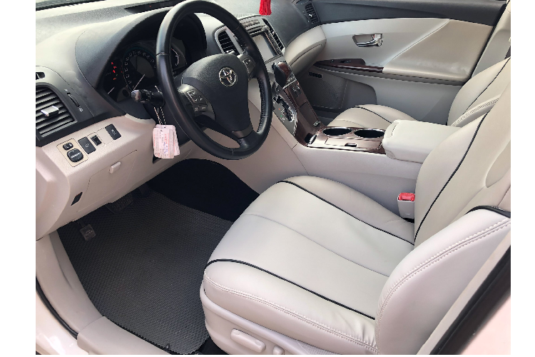 Co nen chi gan 700 trieu dong mua Toyota Venza cu tai Viet Nam?-Hinh-3