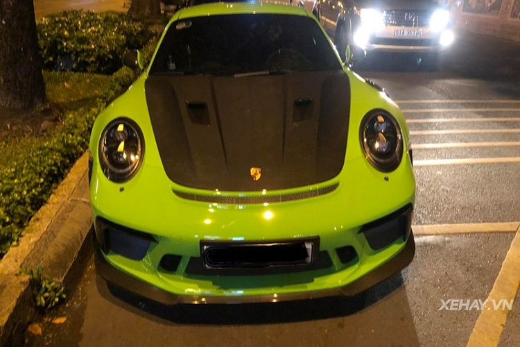 “Mat mat” voi Porsche 911 GT3 RS Lizard Green tren pho Sai Gon-Hinh-5